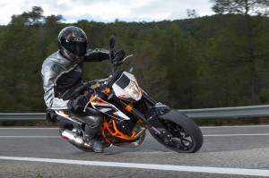 The 690 Duke R on the road