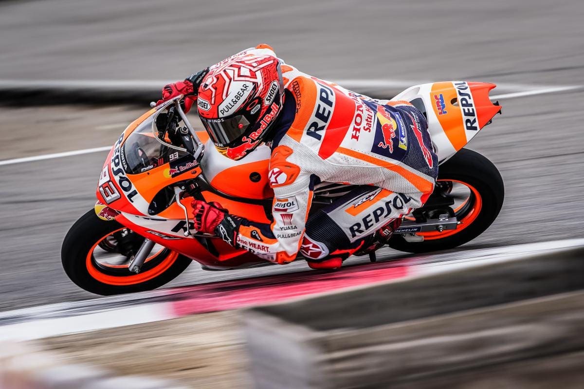 VIDEO: Marc Marquez starts TRAINING on a Honda NSF100. | MoreBikes