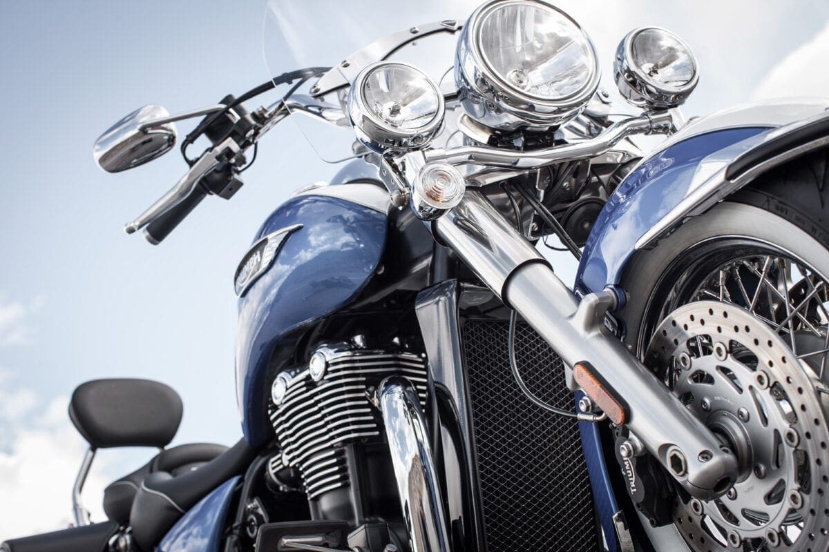 2014 deals triumph thunderbird