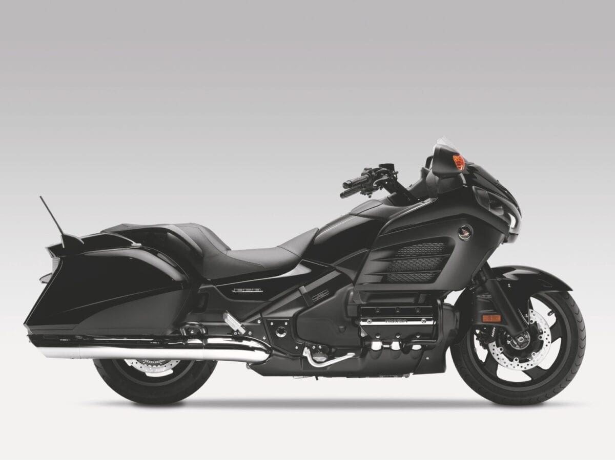 2014 Honda F6B review MoreBikes